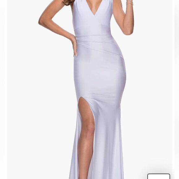 La Femme - 28677 Deep V-neck Jersey Sheath Dress size 4 white NWT $326 - Picture 3 of 6